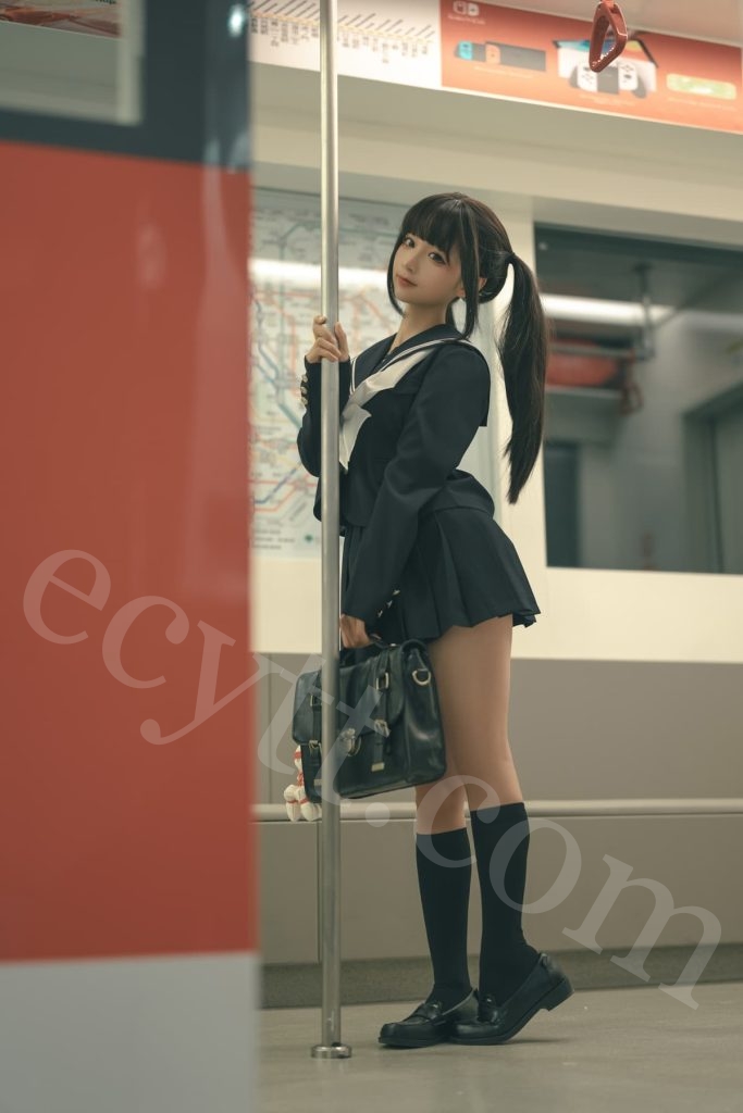 蠢沫沫 NO.176 地铁 任务 绅士版 写真原图