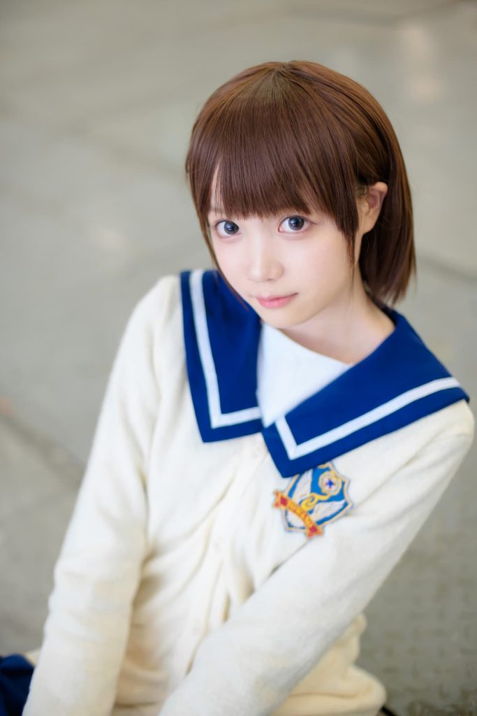 图片[1]-森萝财团 FREE系列写真 | JK制服 白丝黑丝 美腿合集