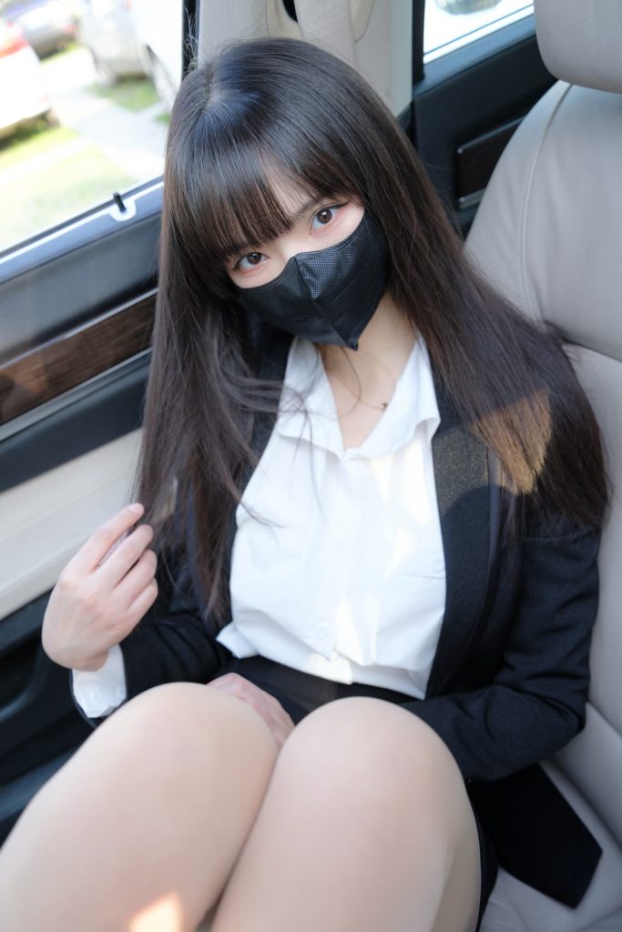 图片[4]-紧急企划 见希w 写真摄影合集 | 完整系列收录（共24期）