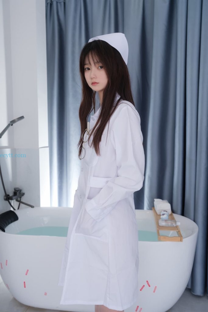 图片[3]-紧急企划 - 小恩写真合集 | 高质量定制艺术摄影作品